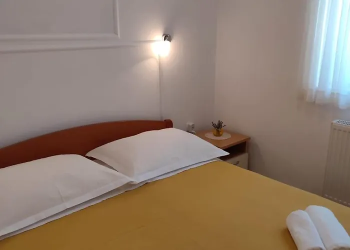 Апартаменты Petra *